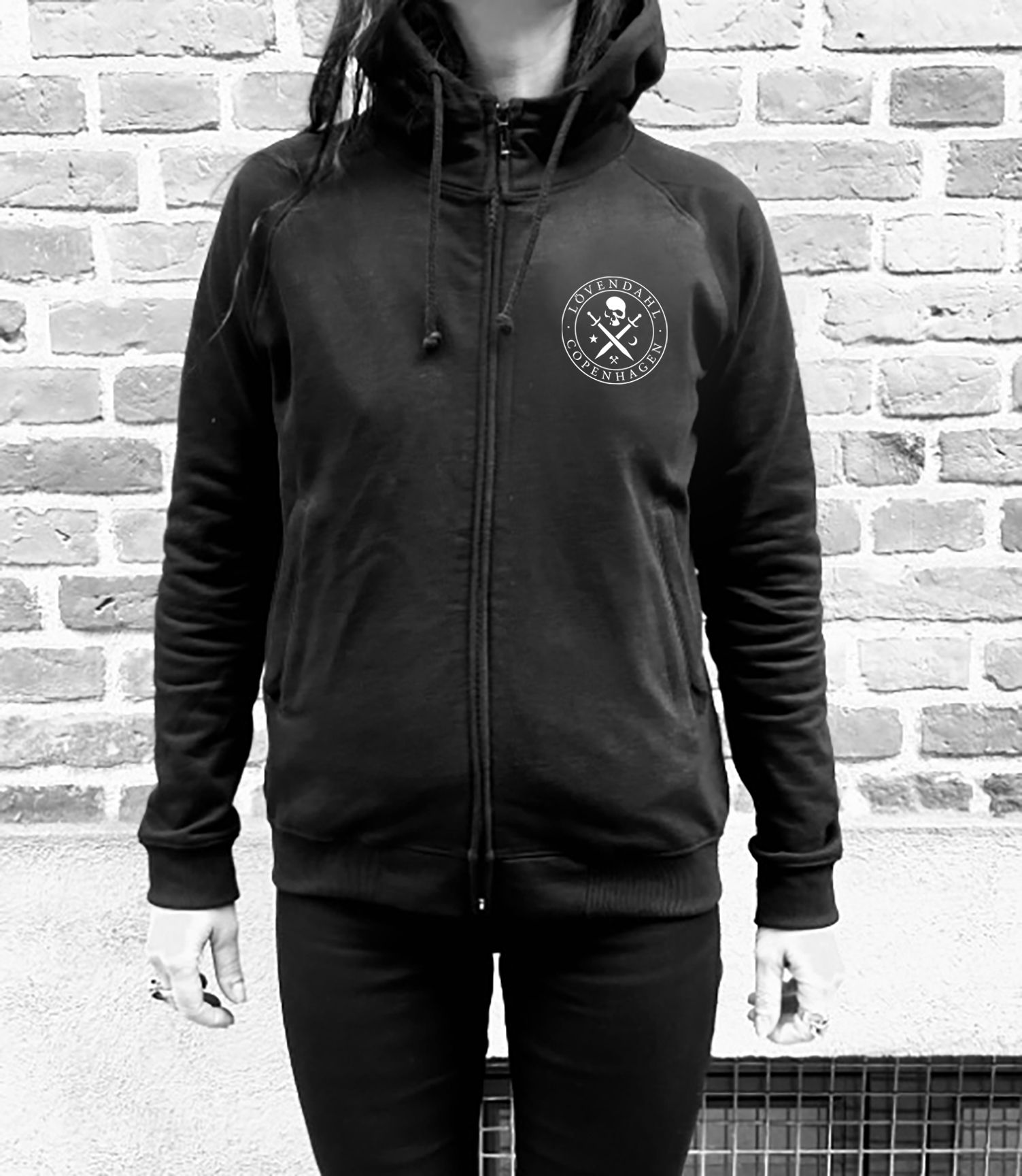 Logo + TeHoodie / LÖVENDAHL