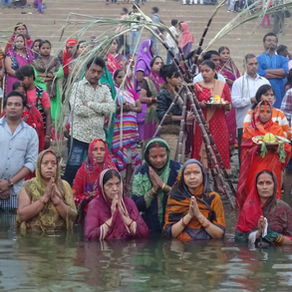 Fotoblog: Ranní modlitba ve Váránasí