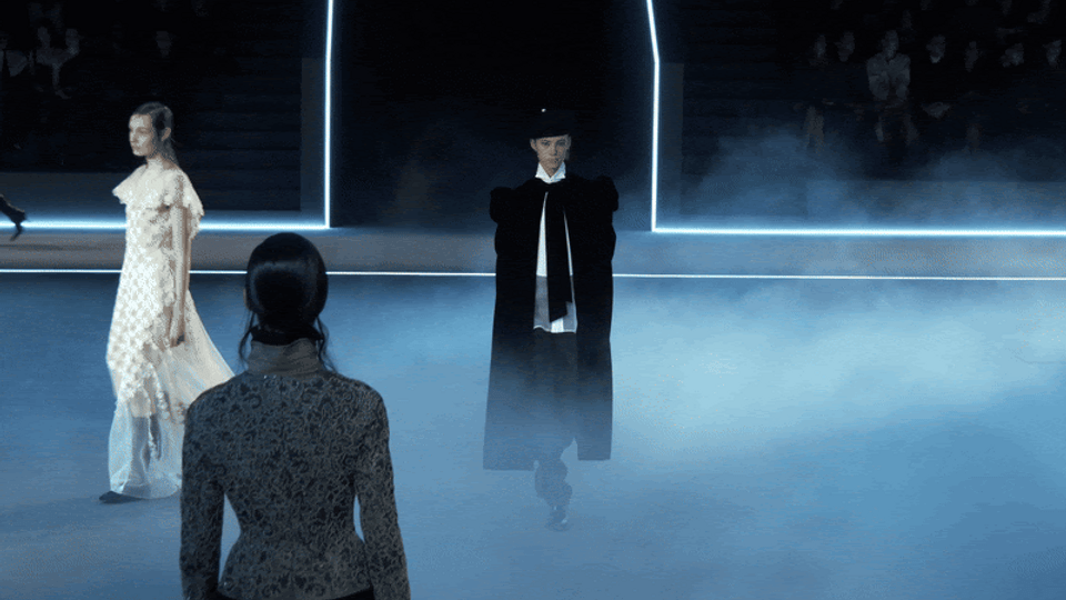 DIOR RUNWAY - First Class Magazine USA.gif