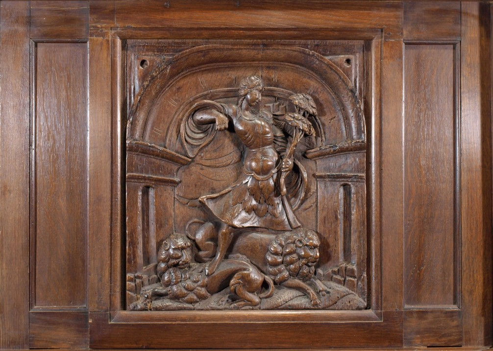 Renaissance carved oak panel, 16th century (N10A)
