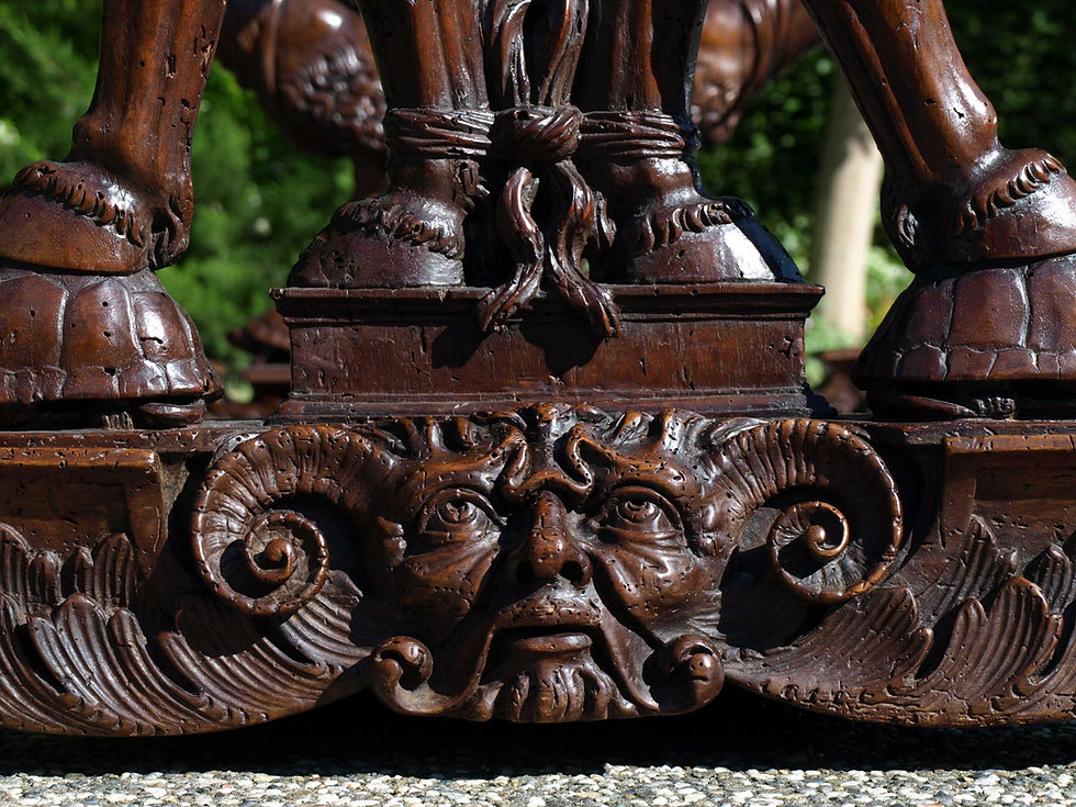 Thumbnail: An Italian walnut dining table, 16th century (P01)