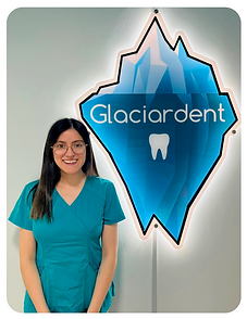 Dra Camila RuÃz.png