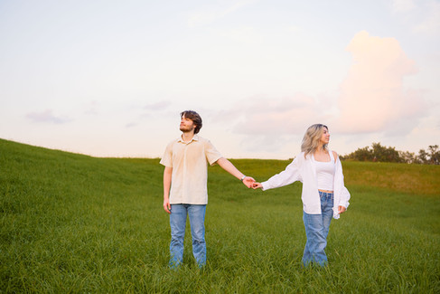 unique photos of couple on the levees in New Orleans 