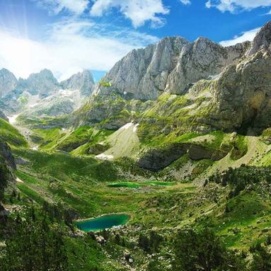 Chaine de montagne en Albanie