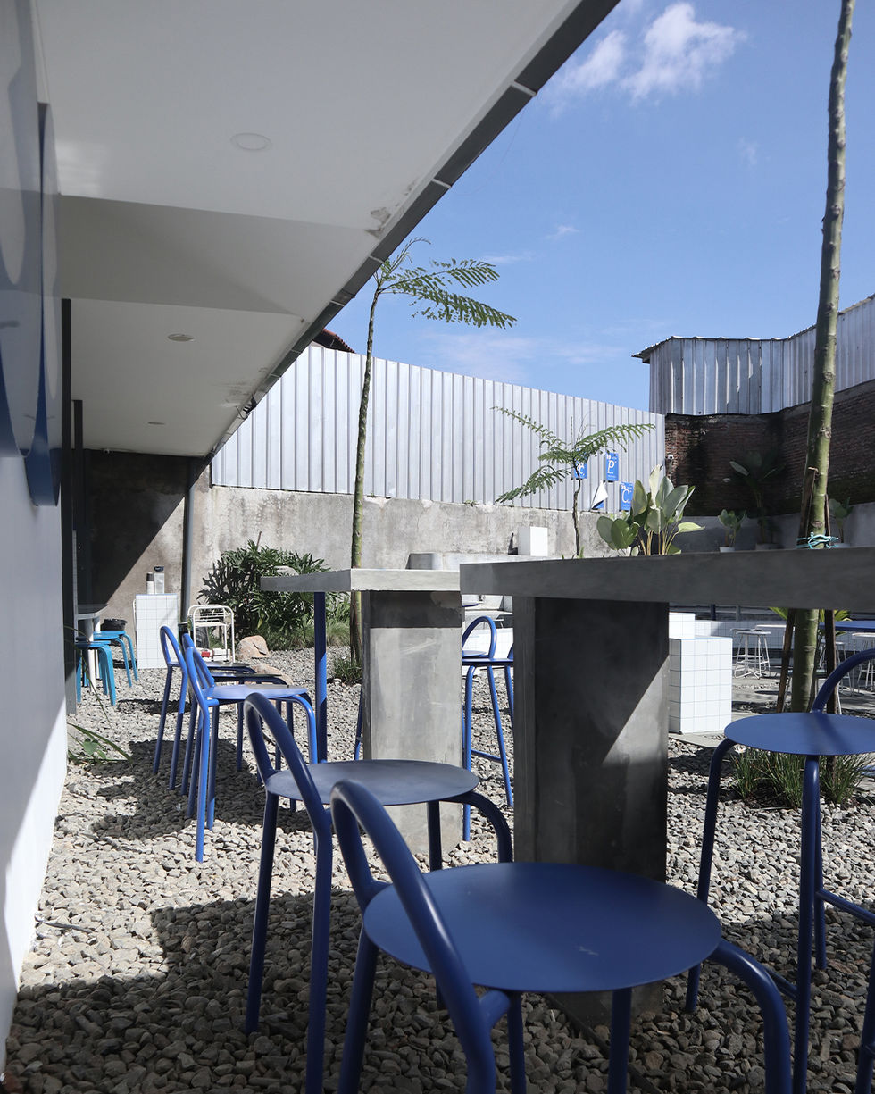 Curio Coffe Shop