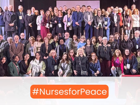 #NursesforPeace: Infermiere e Infermieri di tutto il mondo per la Pace