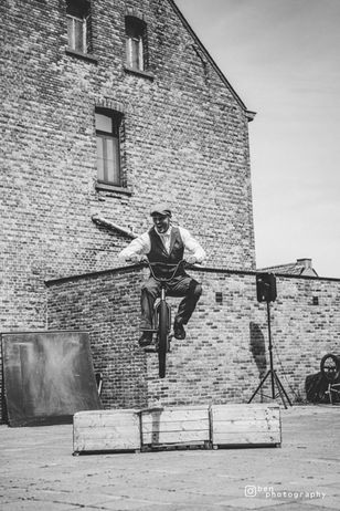 spectacle vélo bmx peaky bikers