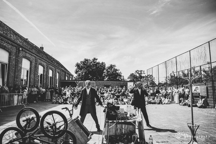 spectacle vélo bmx peaky bikers