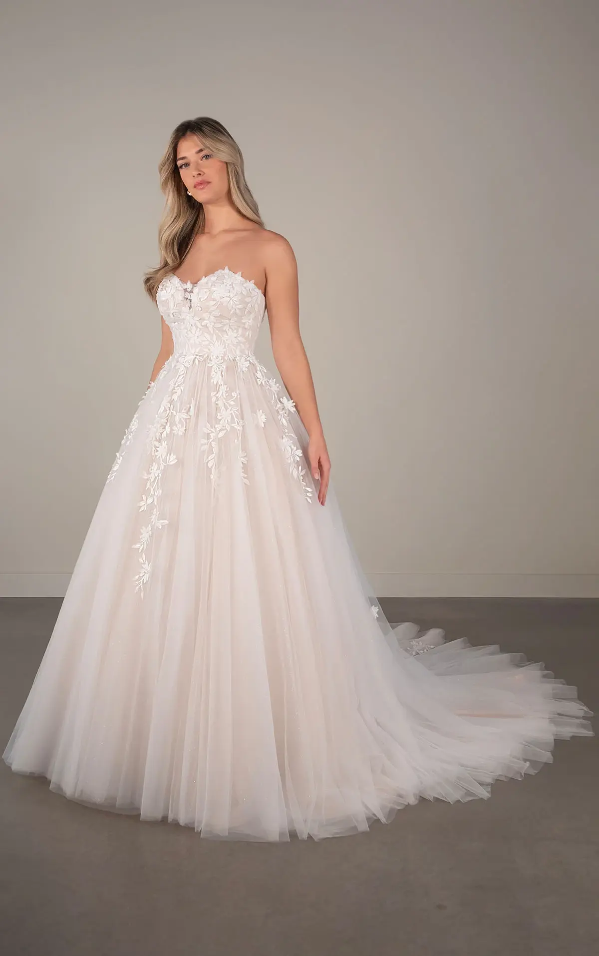 Oxford Street - PA1410 ($1800-$2000)