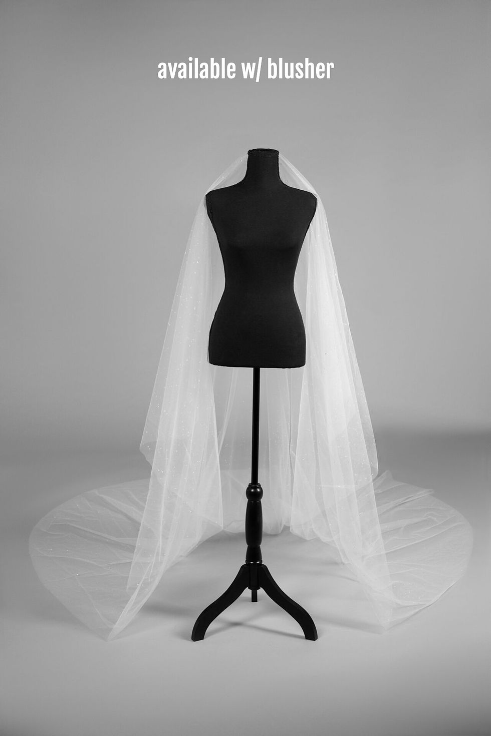 Thumbnail: Reese Veil (made to order)