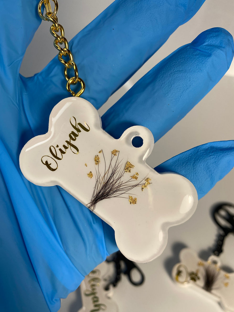 Miniatura: Médaillon "hommage"