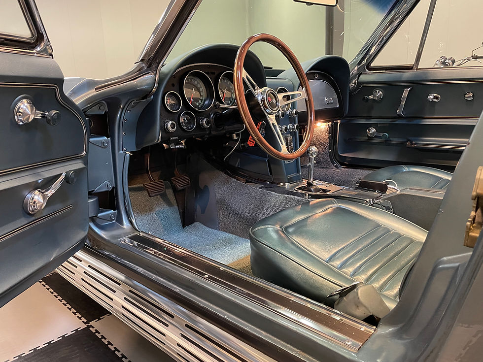 Thumbnail: (SOLD !) 1967 Chevy Corvette 427 BB convertible
