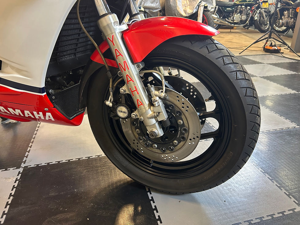 Thumbnail: (SOLD!)'84 Yamaha RD500LC 47-X