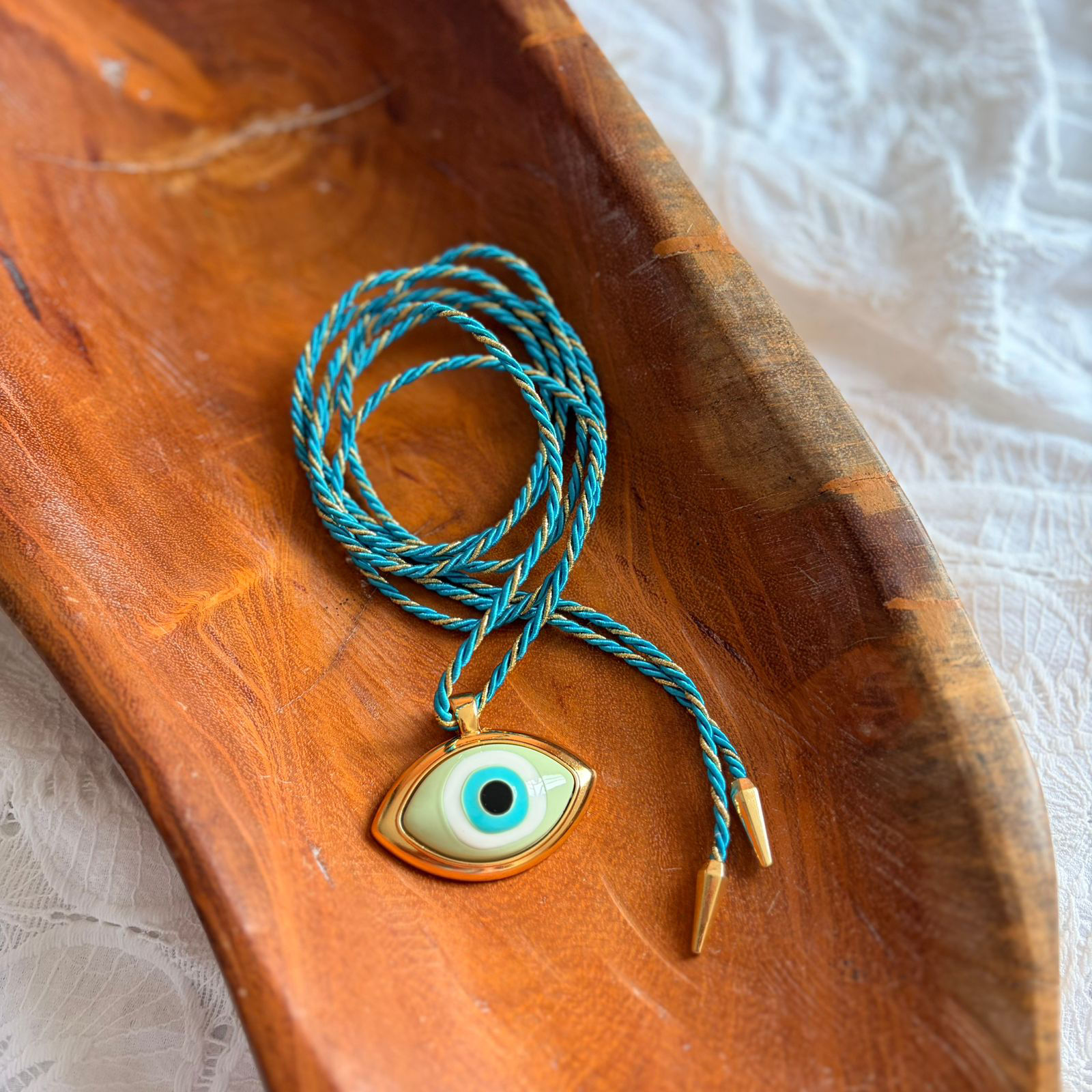 Colar Amarração Cordão de Seda