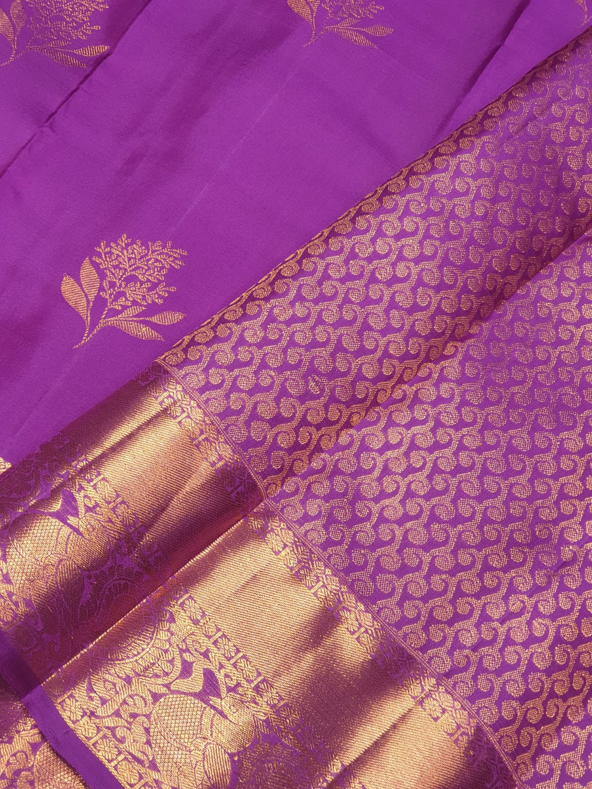 Purple Coloured Copper Jari Traditional Silk Sarees