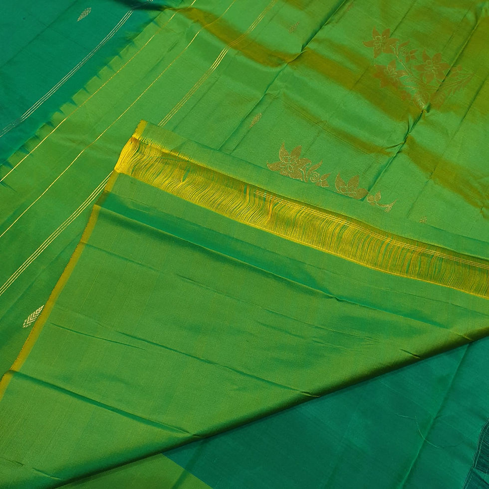 Thumbnail: Bottle Green Coloured Without Border Kanchipuram Silk Sarees