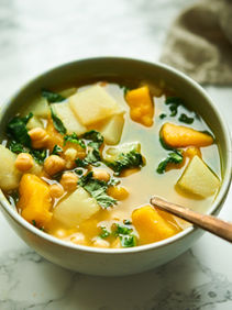 Squash, Chickpea & Kale Soup