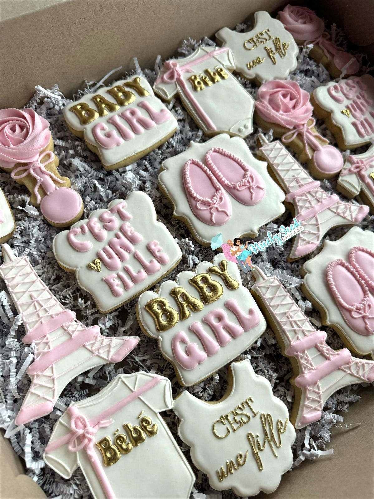 Parisian/Eiffel Tower￼