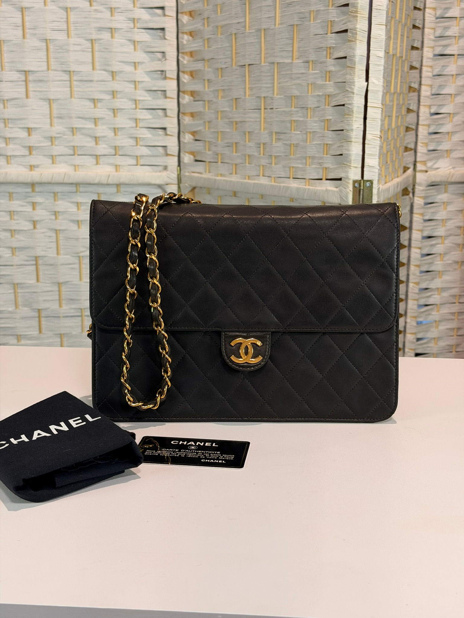 Chanel Vintage Classic Single Quilted Flap Black Leather Bag GHW Circa 1997-1999