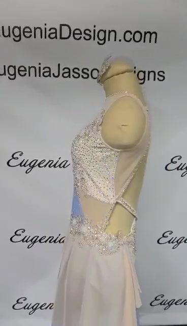 Thumbnail: Stunning Dance Costume Adult Medium