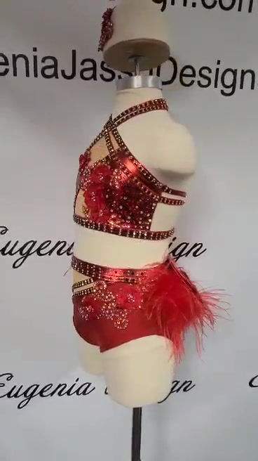 Thumbnail: Dazzling Dance Costume in Child Large 