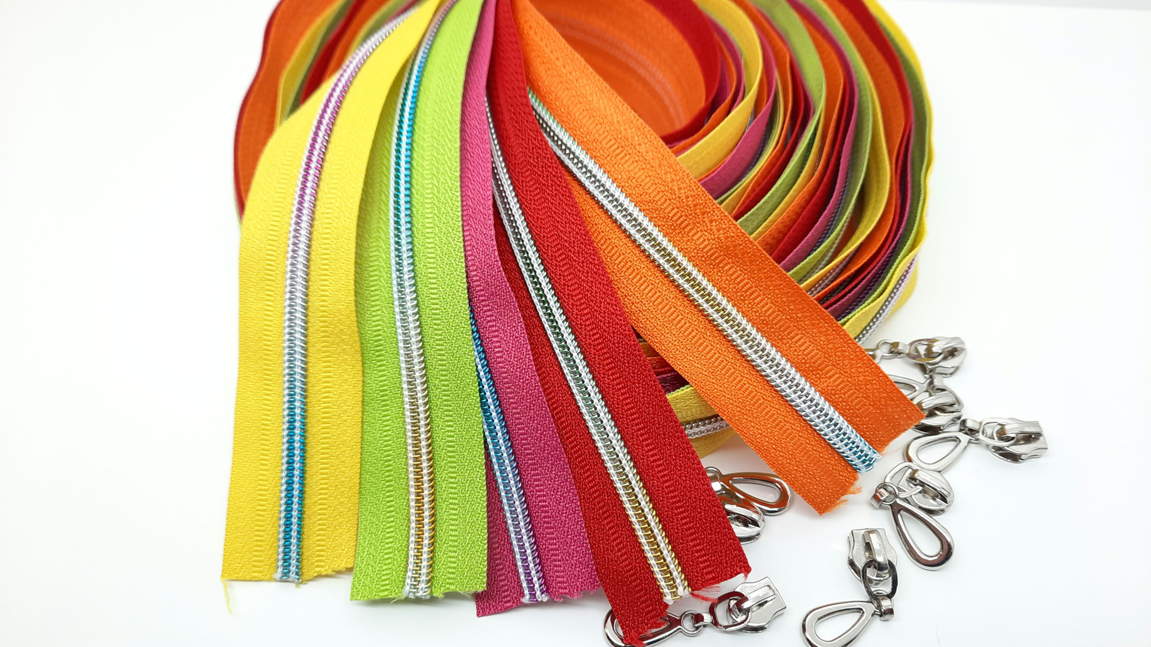 12,5m glidelås med regnbue spiral (2,5 meter i  lime, gul, oransje, rød og pink)