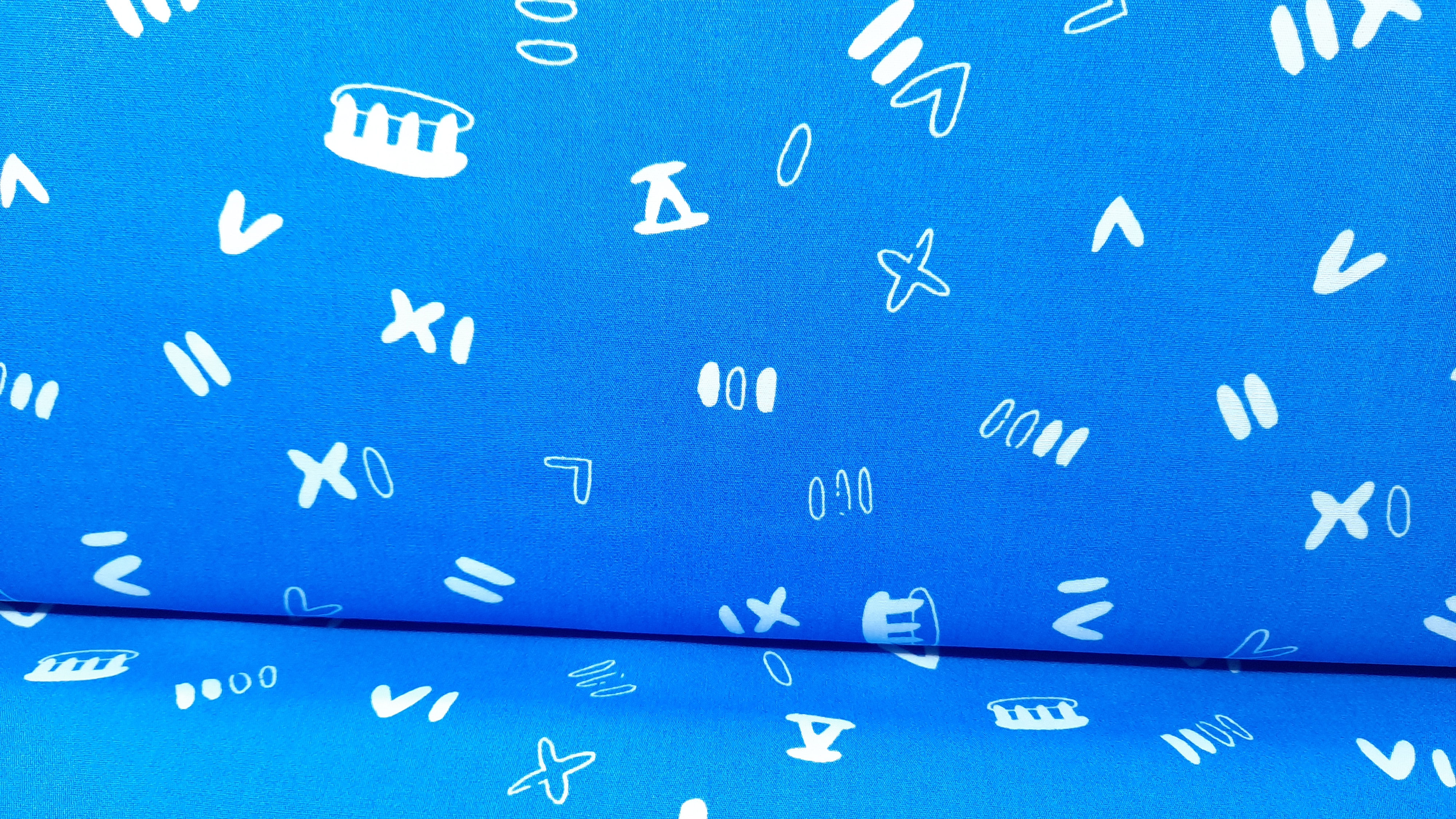 ANALOG IIII CRUX blå med hvite symboler, 0,5 m