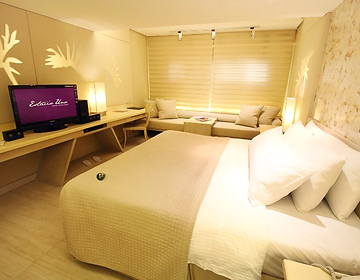 Estacio Uno Boracay Room