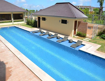 Hotel Monticello Tagaytay Heated Swimming Pool