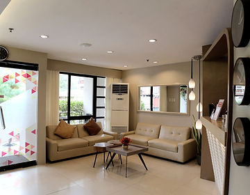 Travelbee Business Inn