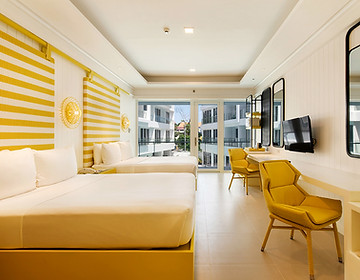 Astoria Current Deluxe Pool View Room