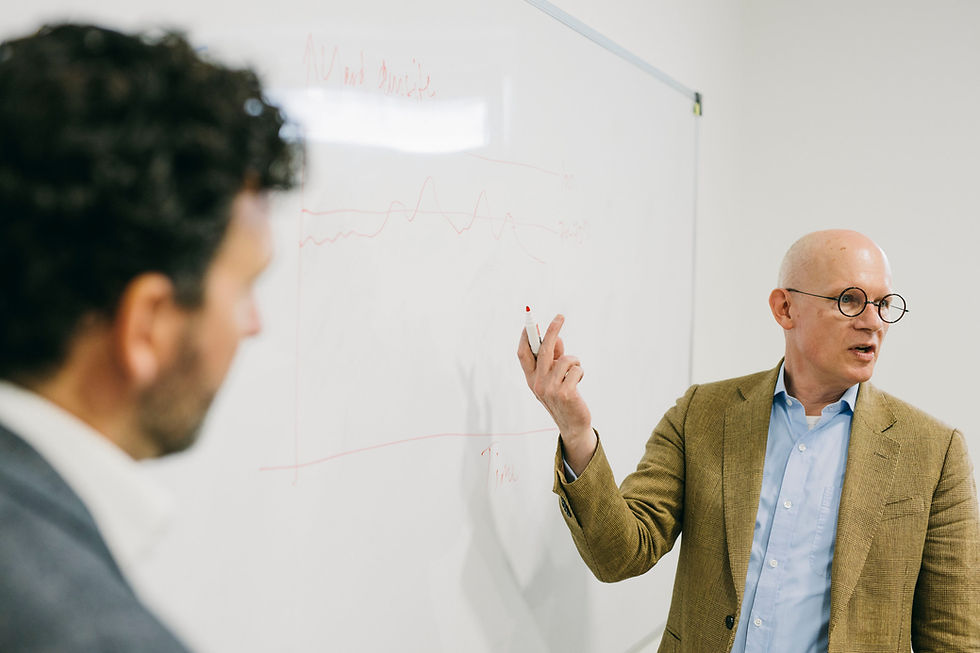 Henrik Jenssen in a workshop setting