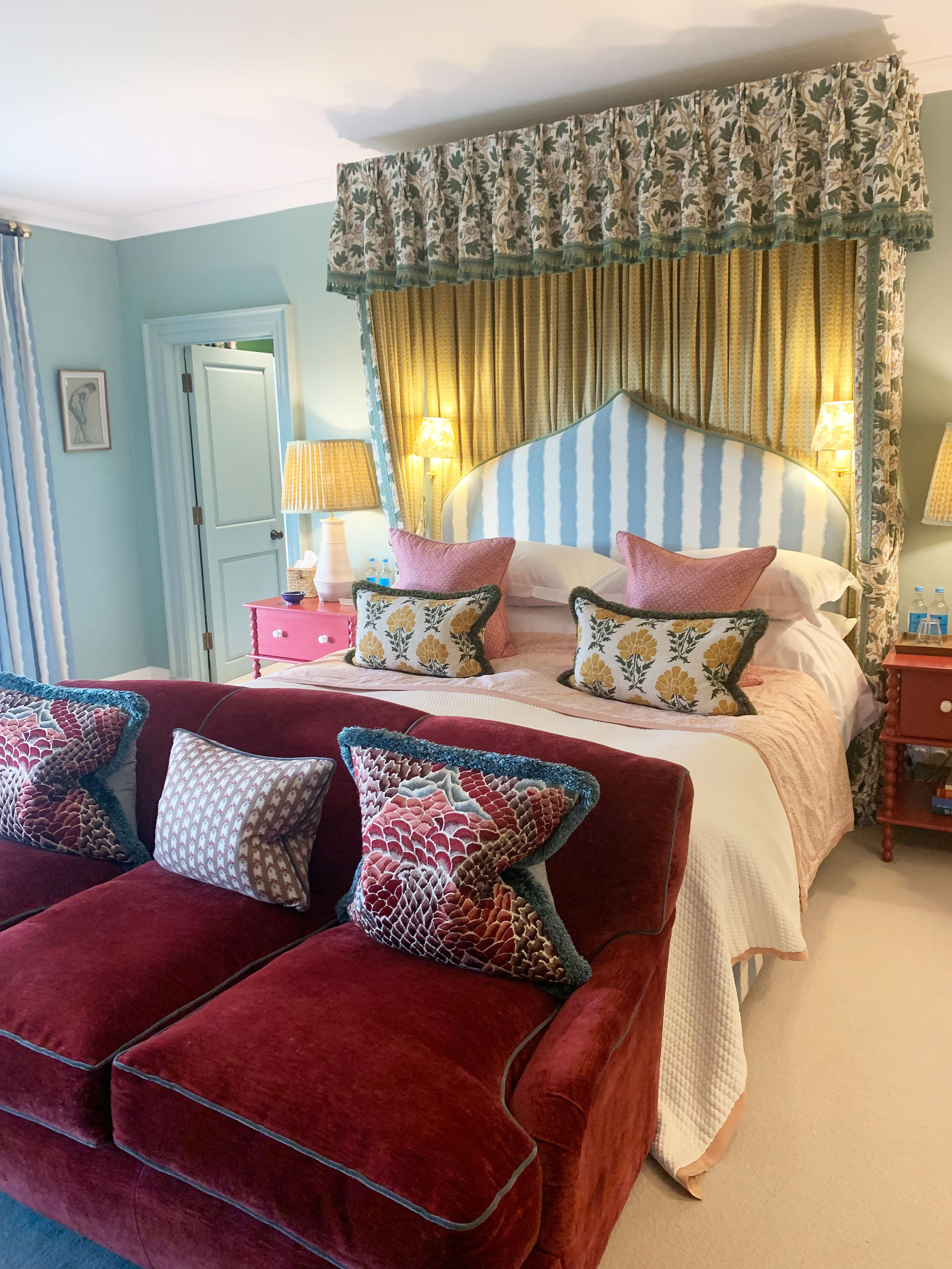 Coombe End Manor Exclusive Cotswolds Wedding Venue