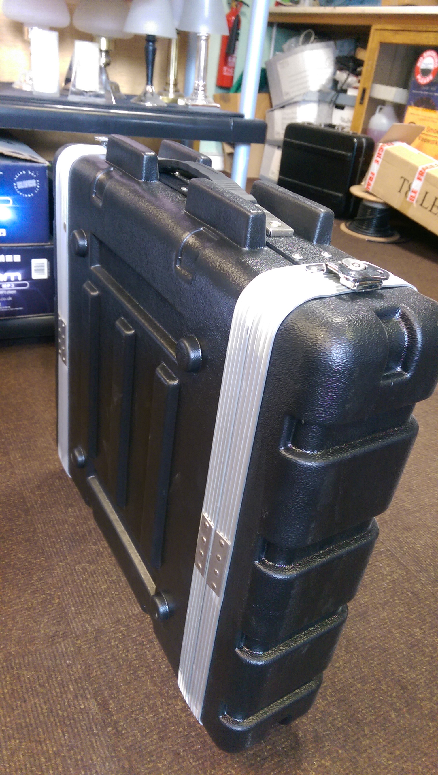 19" rack case