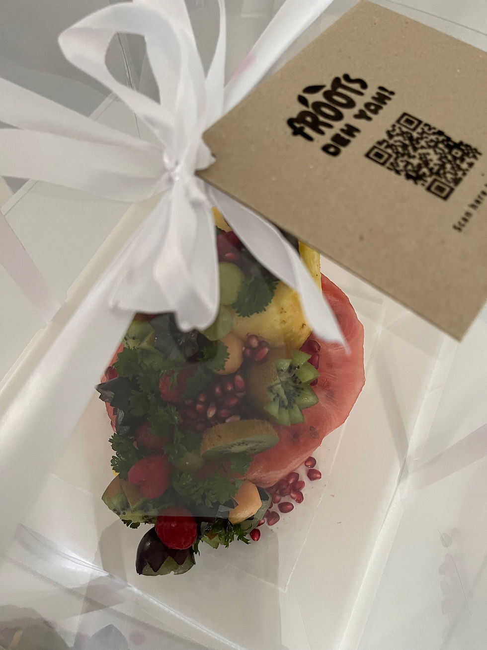 Thumbnail: Froots' Edible Arrangement (Froots Cake)