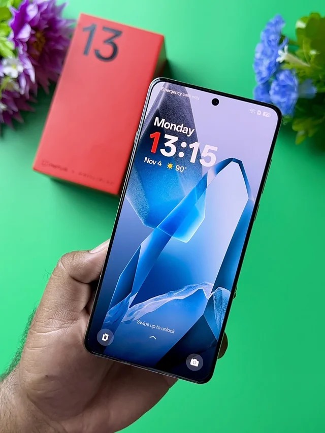 OnePlus 13 Handset