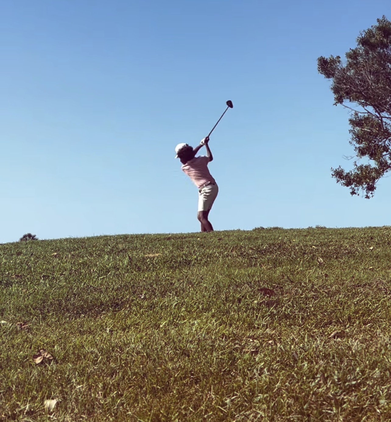 Malachi Davis Golfing