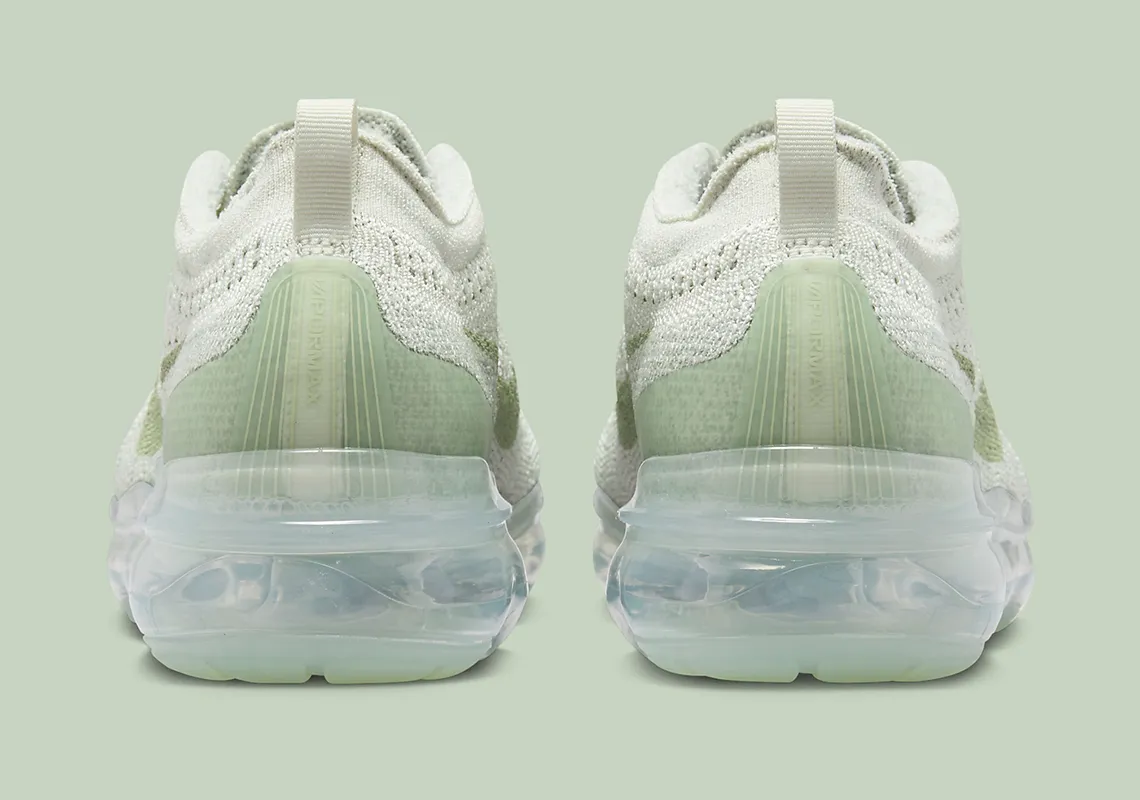 Back view Nike Vapormax 2023 Enamel Green