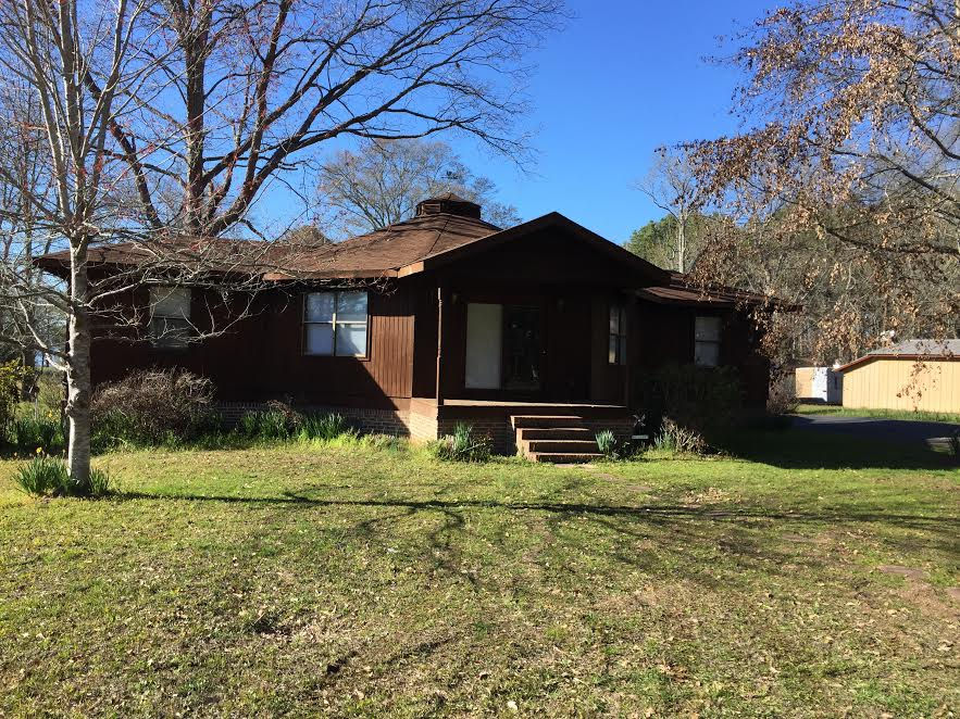 Lake Weiss Fishing Rental House