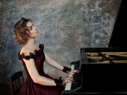 "Weltklassik am Klavier" – Nadejda Vlaeva präsentiert persönliche Meisterwerke
