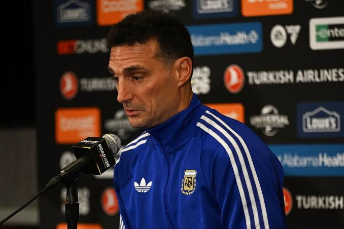 Scaloni habló en conferencia de prensa