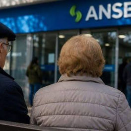 El Gobierno oficializó el pago de un bono de hasta $70.000 para jubilados y pensionados para noviembre