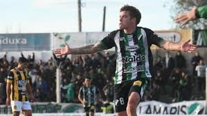 Mujica regresa a Villa Mitre