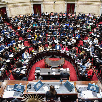 En el Congreso piden renuncia e interpelación para Adorni