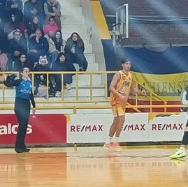 Villa Mitre perdió el primero con Bahiense del Norte