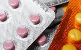 La Anmat dio de baja 25 firmas de medicamentos por irregularidades en sus registros