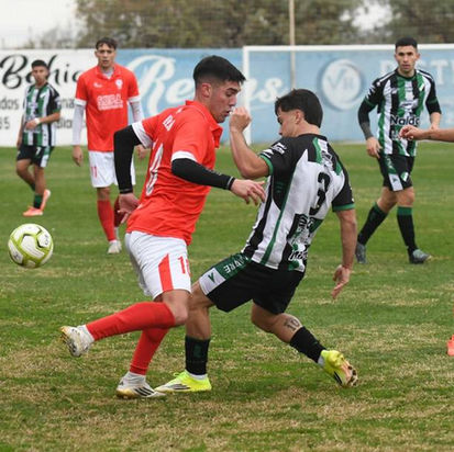 Villa Mitre empató con Huracán