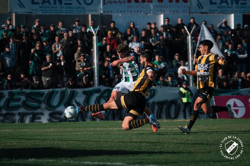Villa Mitre empató en el Clásico 