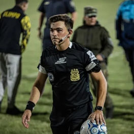 Facundo Altuna será el árbitro de Villa Mitre por Liga del Sur