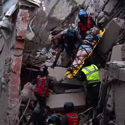 Terremotos en Venezuela: más de 900 muertos y 50.000 desaparecidos